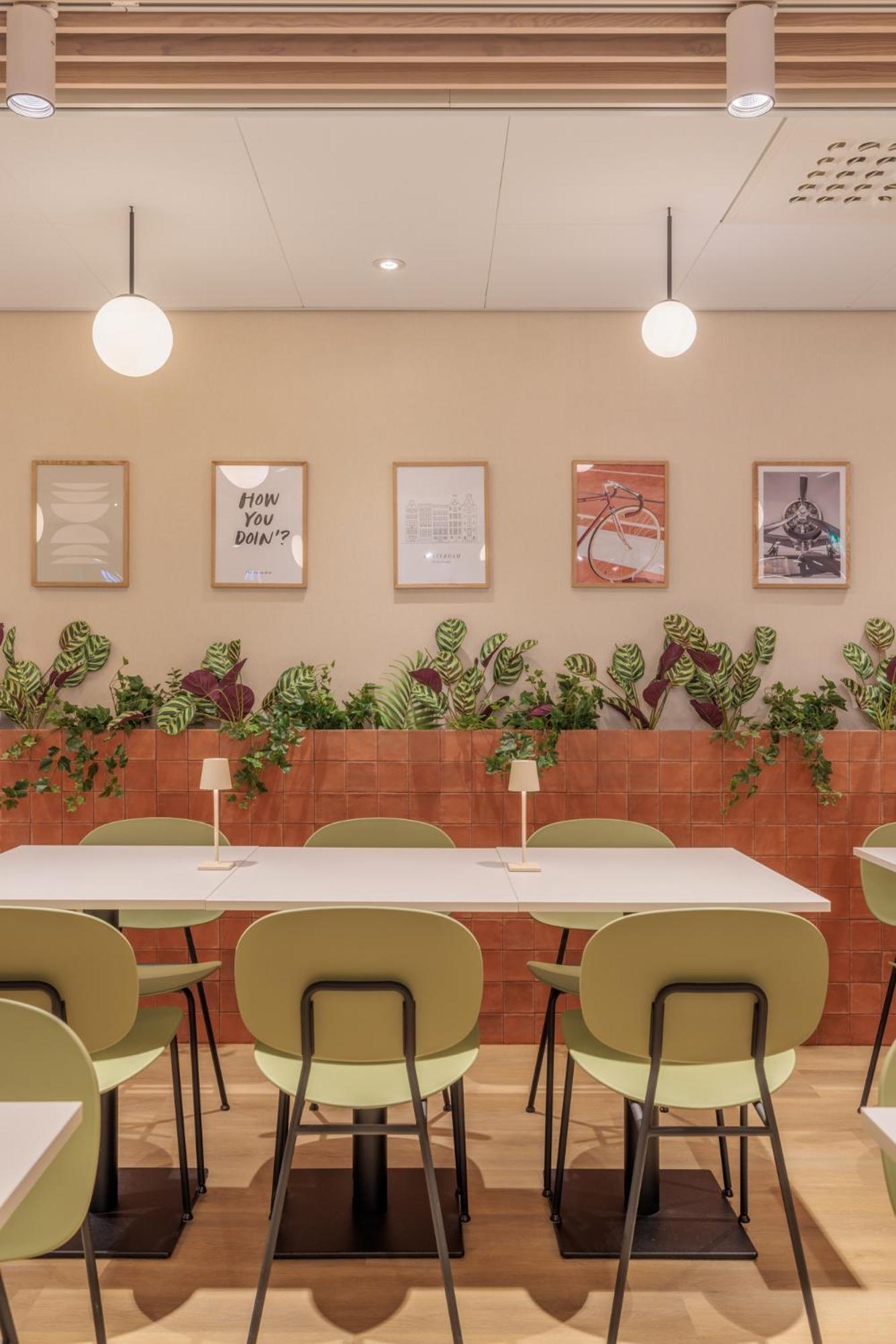 הופדורפ Maxhotel Amsterdam Airport Schiphol - Recently Renovated מראה חיצוני תמונה