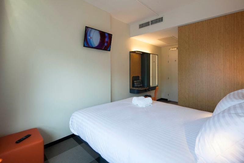 הופדורפ Maxhotel Amsterdam Airport Schiphol - Recently Renovated מראה חיצוני תמונה